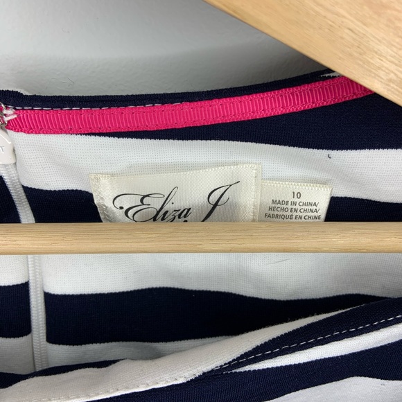 Size 10 Eliza J navy and white striped dress. - Picture 5 of 5